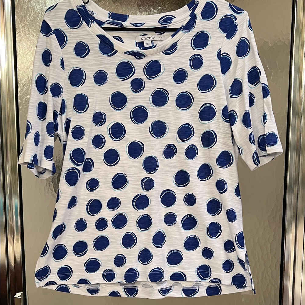 Chicos short sleeve Women's Blue Polka Dot Top